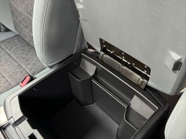 2017 RAM 1500 Big Horn Crew Cab 4x4 5'7' Box