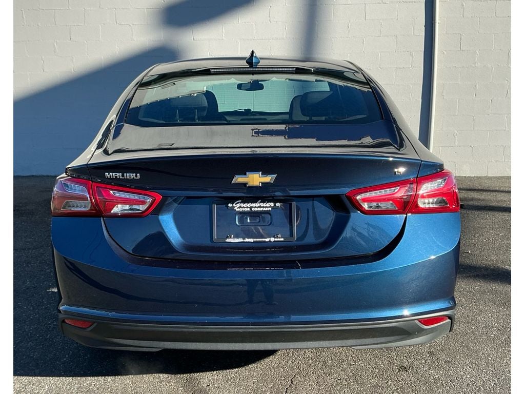2022 Chevrolet Malibu FWD LT