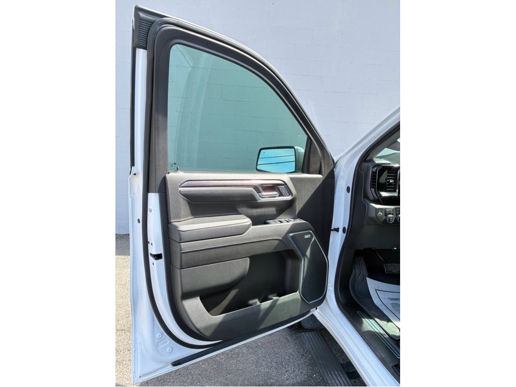 2024 Chevrolet Silverado 1500 4WD Crew Cab Short Bed LTZ