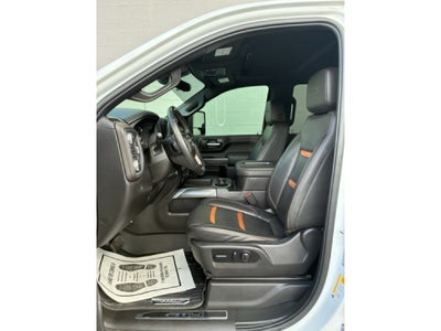 2022 GMC Sierra 2500HD 4WD Crew Cab Standard Bed AT4