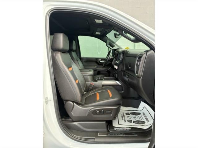 2022 GMC Sierra 2500HD 4WD Crew Cab Standard Bed AT4
