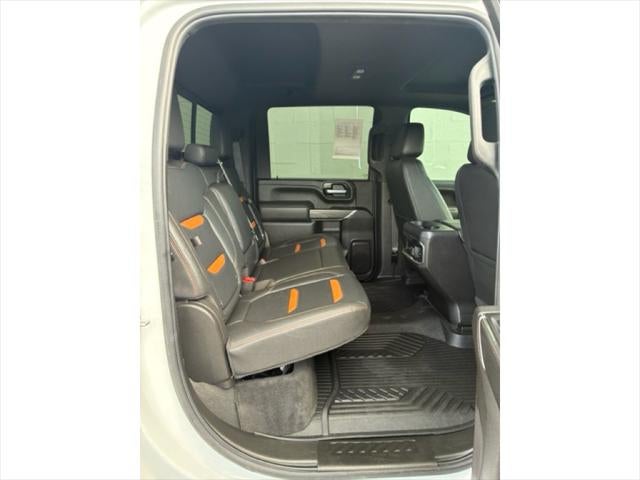 2022 GMC Sierra 2500HD 4WD Crew Cab Standard Bed AT4