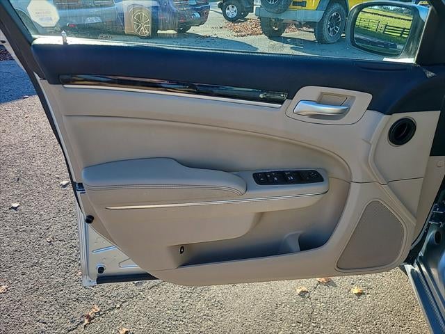 2013 Chrysler 300 Base