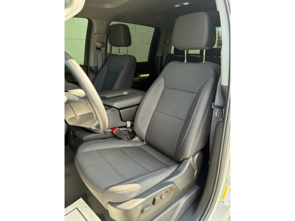 2024 Chevrolet Silverado 2500HD 4WD Crew Cab Standard Bed Custom