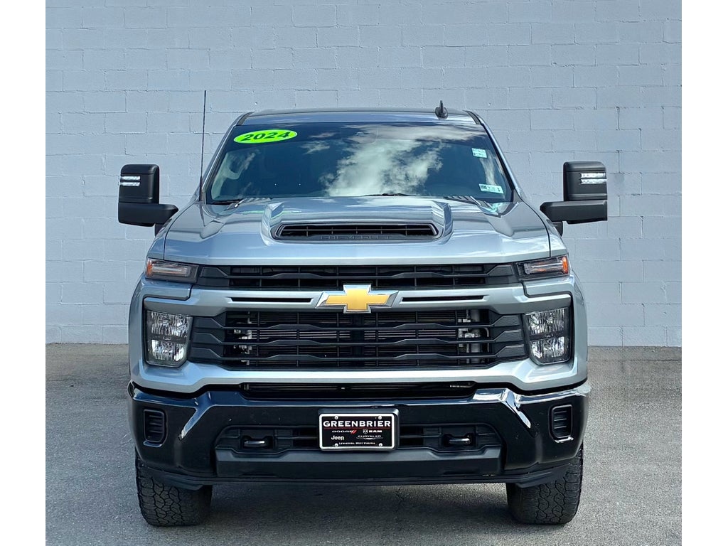 2024 Chevrolet Silverado 2500HD 4WD Crew Cab Standard Bed Custom