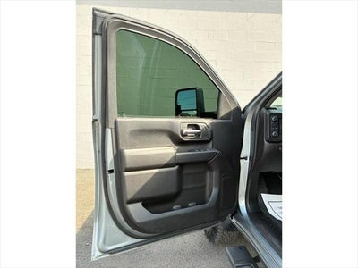 2024 Chevrolet Silverado 2500HD 4WD Crew Cab Standard Bed Custom