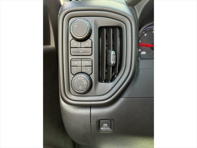 2024 Chevrolet Silverado 2500HD 4WD Crew Cab Standard Bed Custom