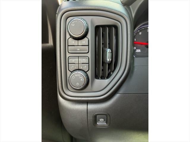 2024 Chevrolet Silverado 2500HD 4WD Crew Cab Standard Bed Custom