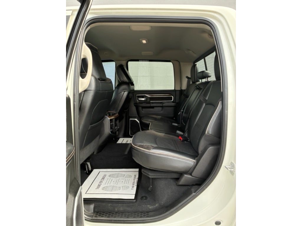 2024 RAM 2500 Laramie Crew Cab 4x4 6'4' Box