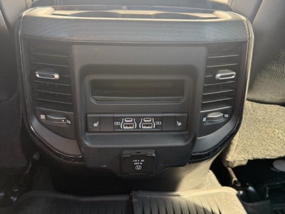 2023 RAM 2500 Limited Crew Cab 4x4 6'4' Box