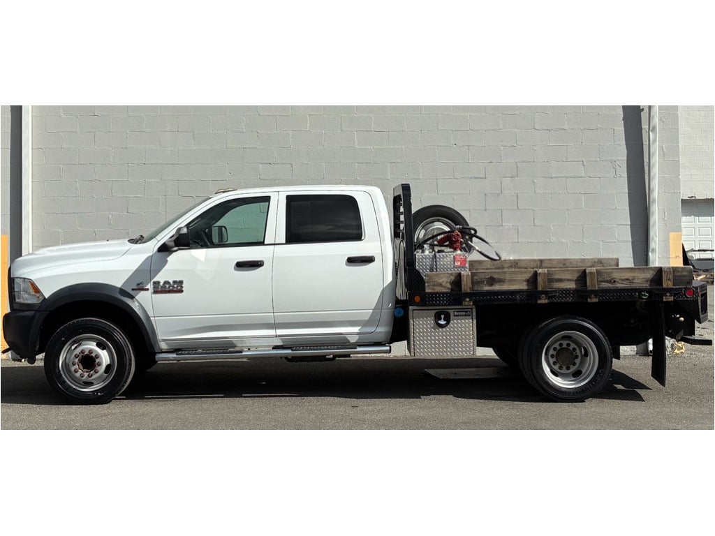 2018 RAM 5500 Chassis Tradesman/SLT/Laramie