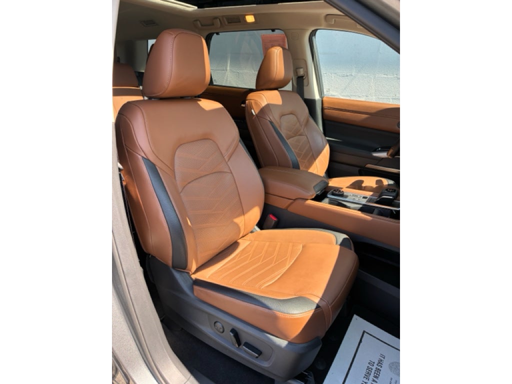 2023 Nissan Pathfinder Platinum 4WD