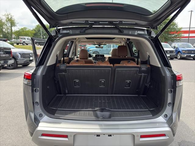 2023 Nissan Pathfinder Platinum 4WD