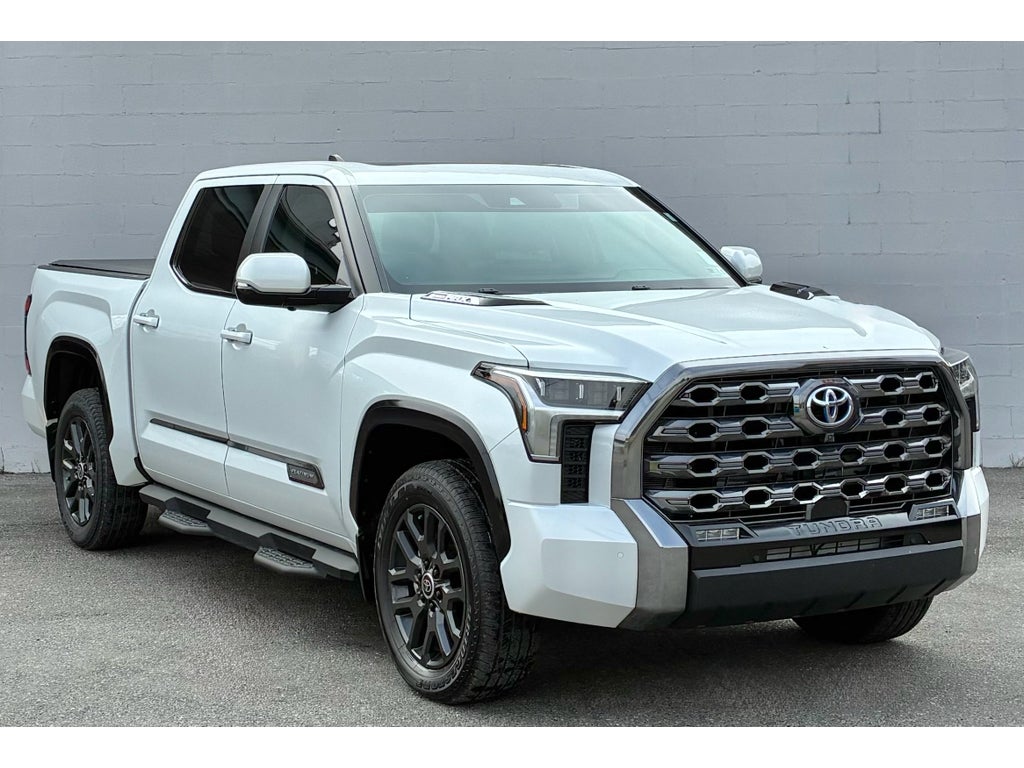 2024 Toyota Tundra Hybrid Platinum 4WD