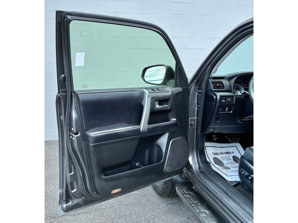 2017 Toyota 4Runner SR5