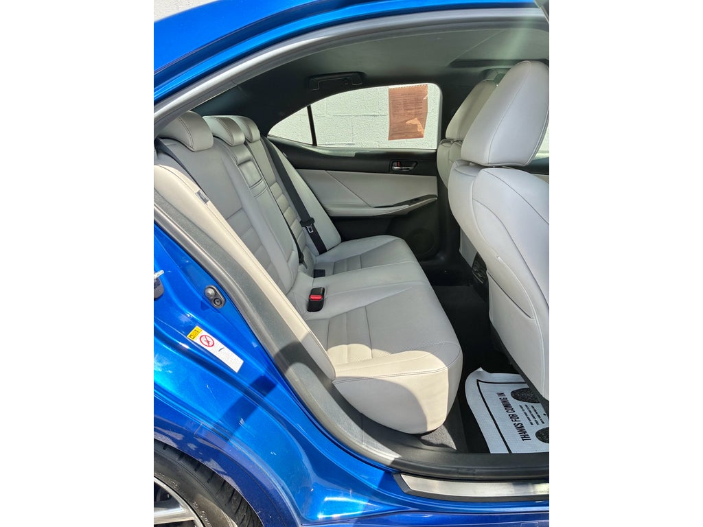 2016 Lexus IS 300 Base