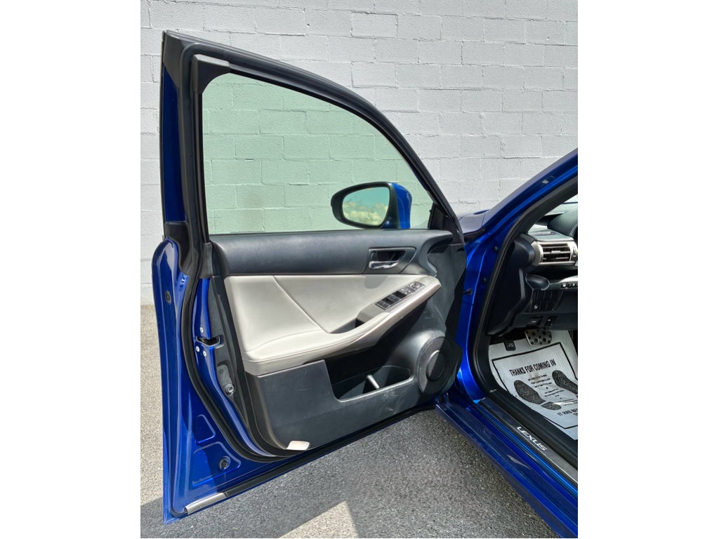 2016 Lexus IS 300 Base