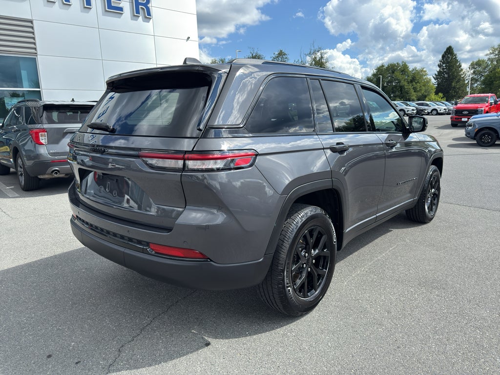 2024 Jeep Grand Cherokee Altitude