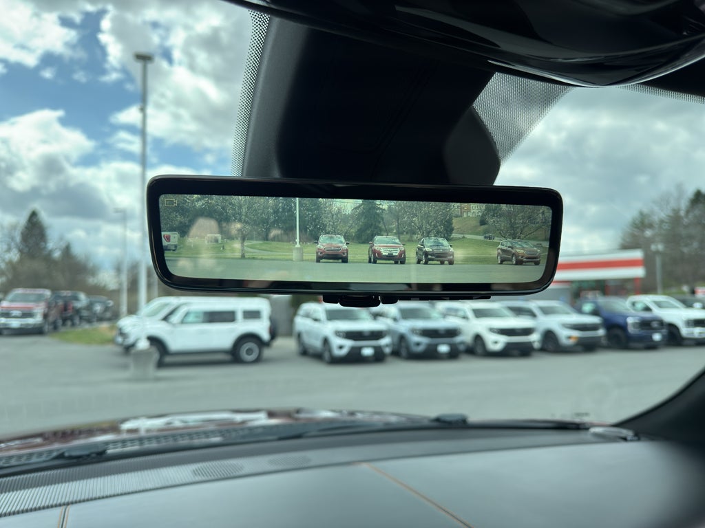 2022 Jeep Grand Wagoneer Series III