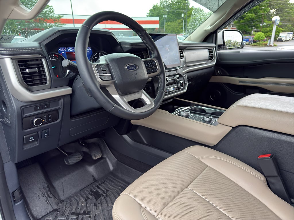 2024 Ford Expedition XLT