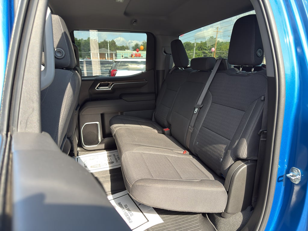 2023 Chevrolet Silverado RST