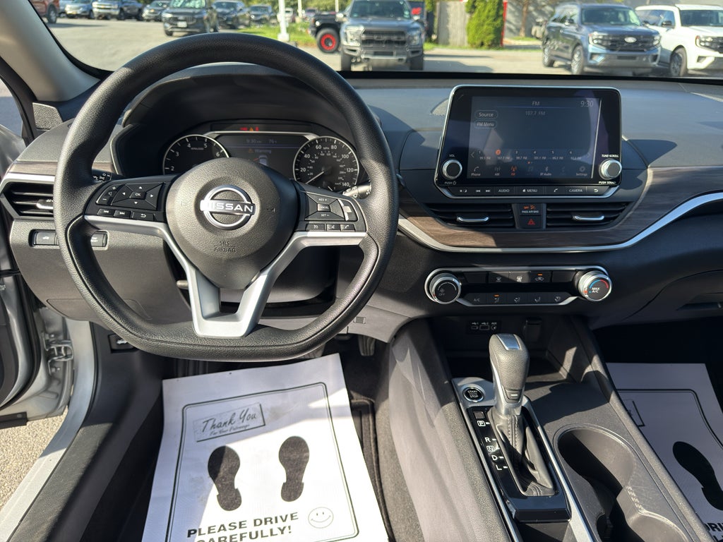2025 Nissan Altima SV
