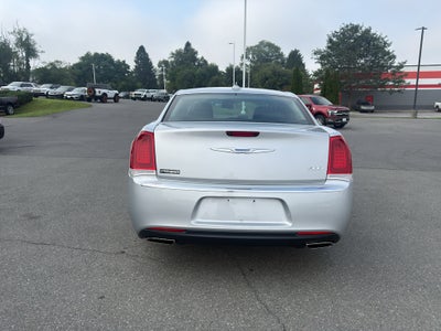 2021 Chrysler 300 Touring