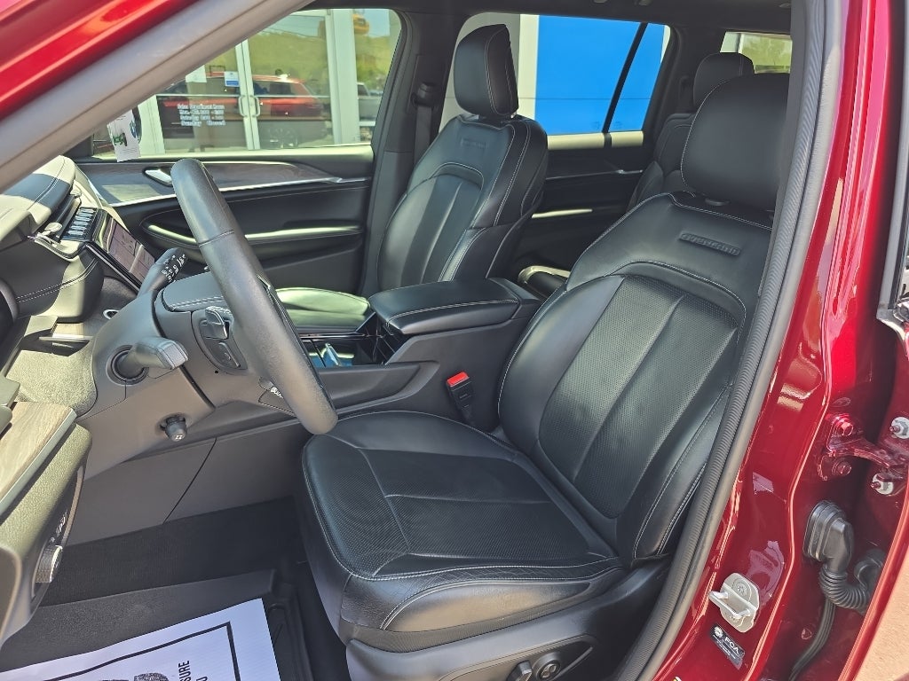 2023 Jeep Grand Cherokee L Overland