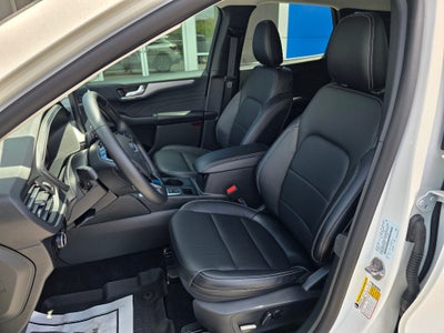 2025 Ford Escape Platinum