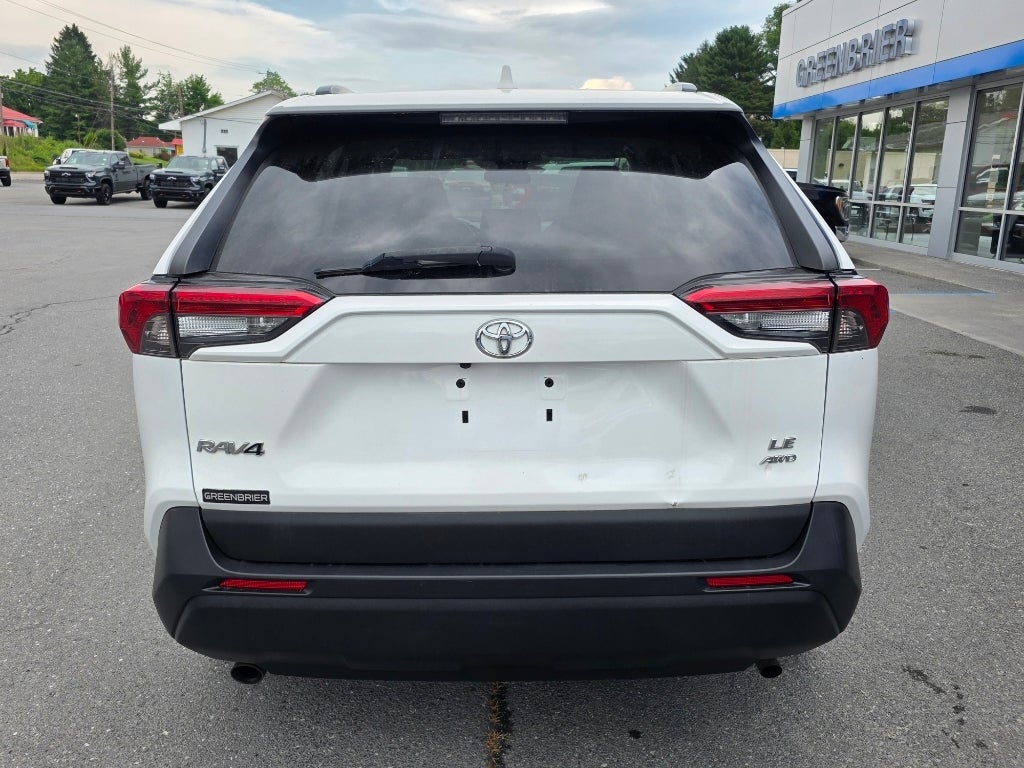 2020 Toyota RAV4 LE