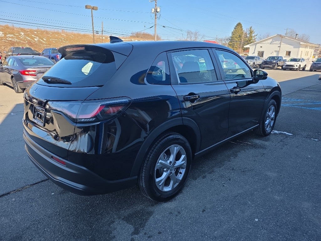2025 Honda HR-V LX