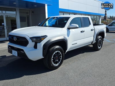 2024 Toyota Tacoma 4WD SR5