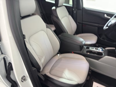 2026 Ford Escape Platinum