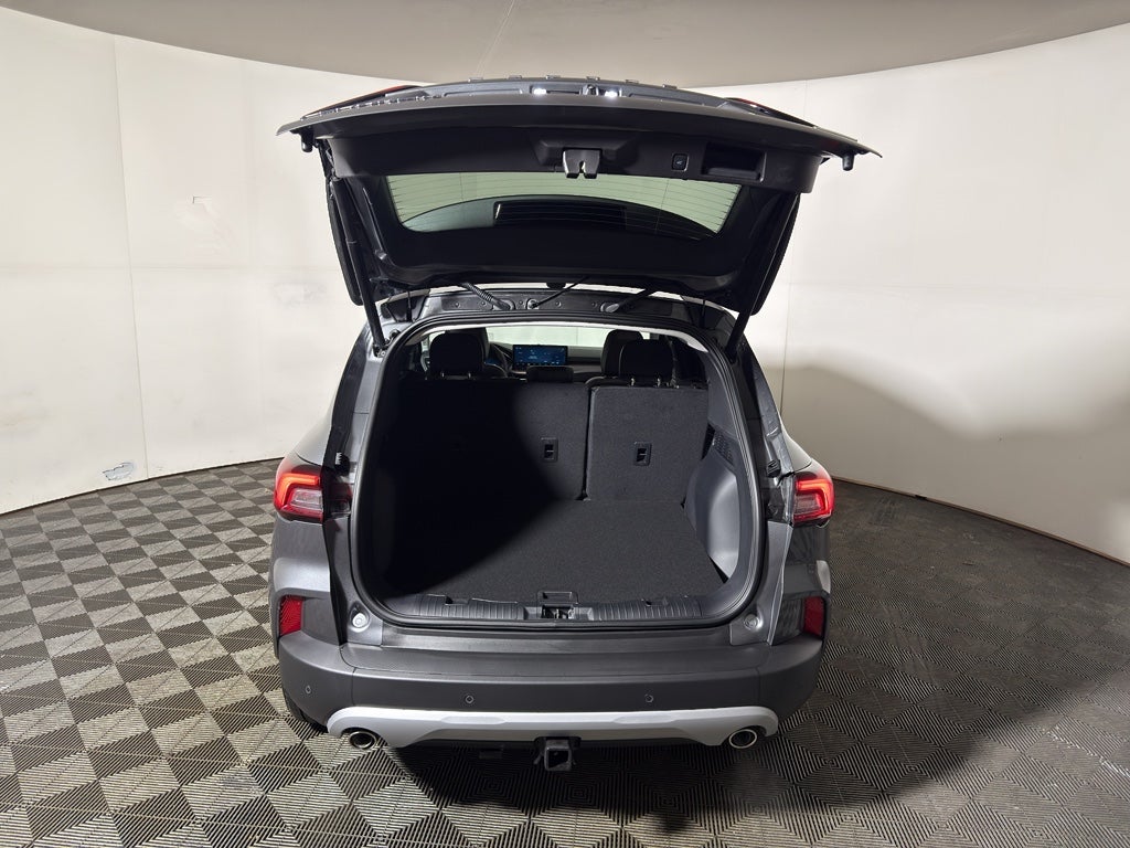 2026 Ford Escape Platinum