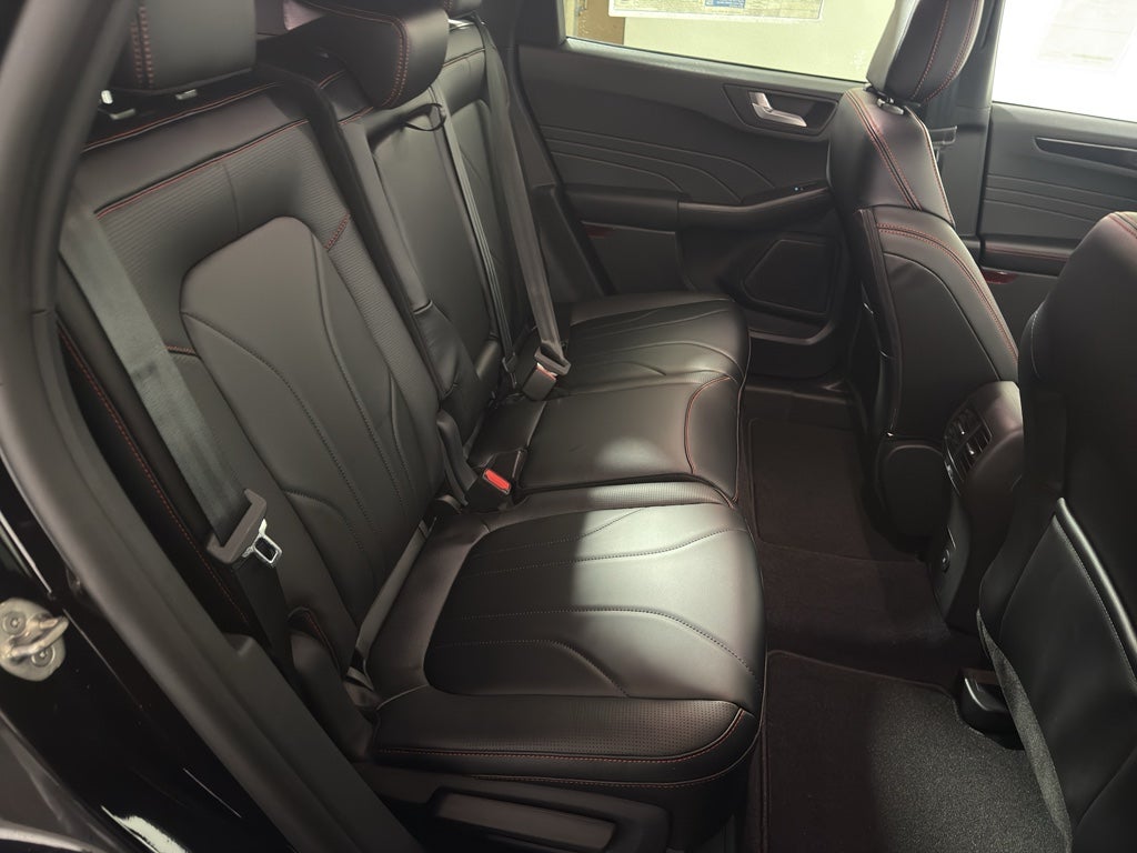 2026 Ford Escape ST-Line Elite