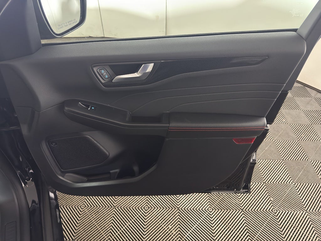 2026 Ford Escape ST-Line Elite