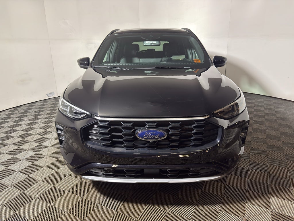 2026 Ford Escape ST-Line Elite