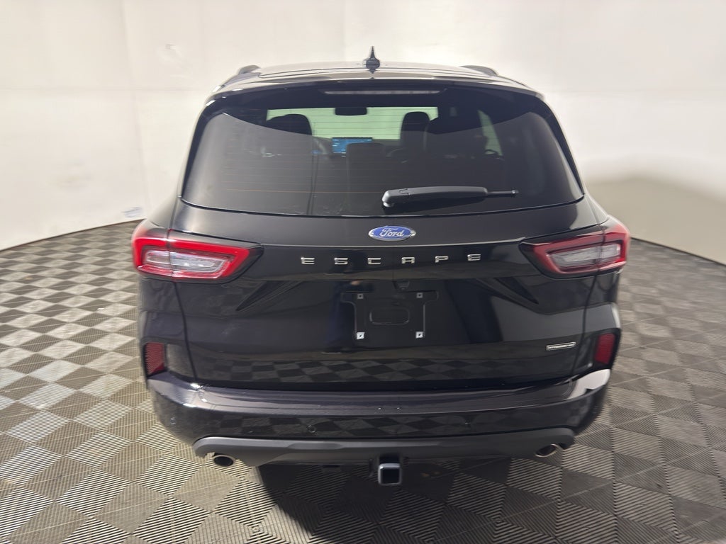 2026 Ford Escape ST-Line Elite
