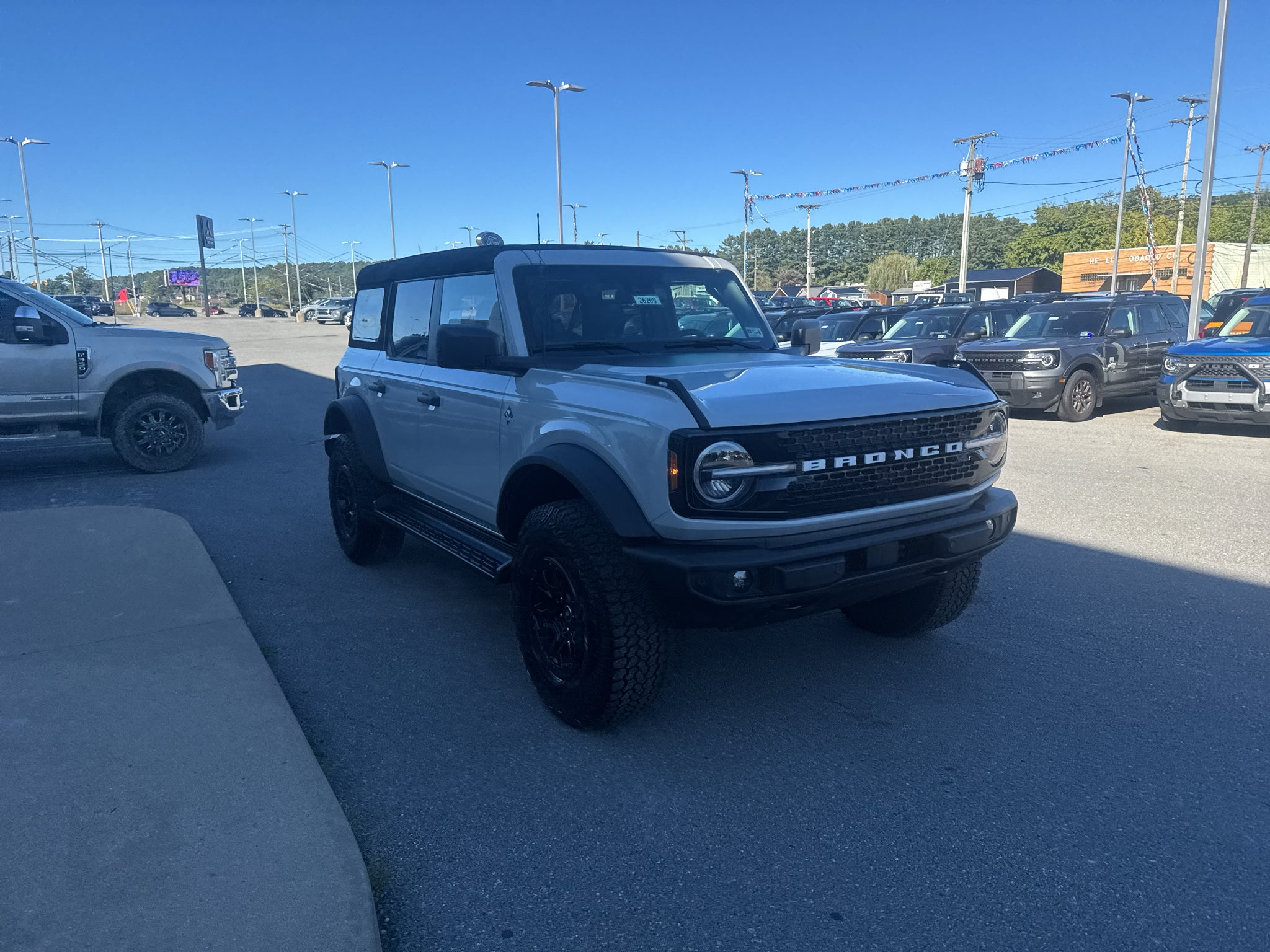 2026 Ford Bronco Outer Banks