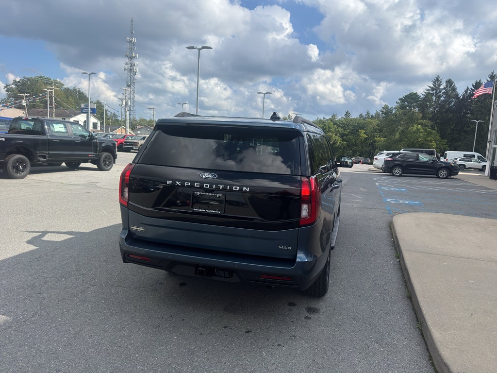 2027 Ford Expedition MAX Active