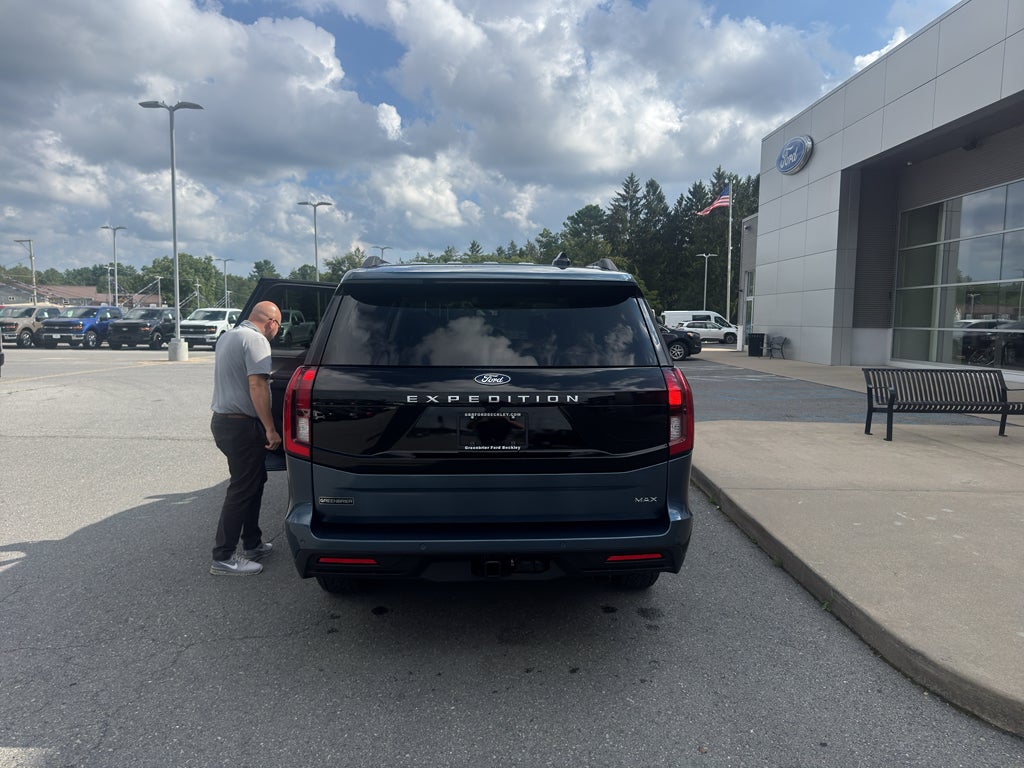 2027 Ford Expedition MAX Active