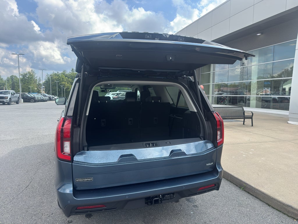 2027 Ford Expedition MAX Active
