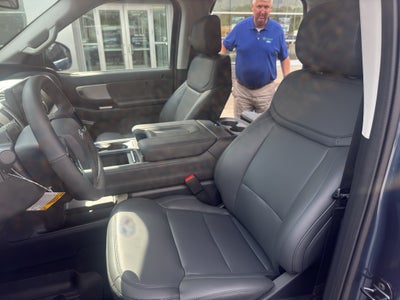 2027 Ford Expedition MAX Active