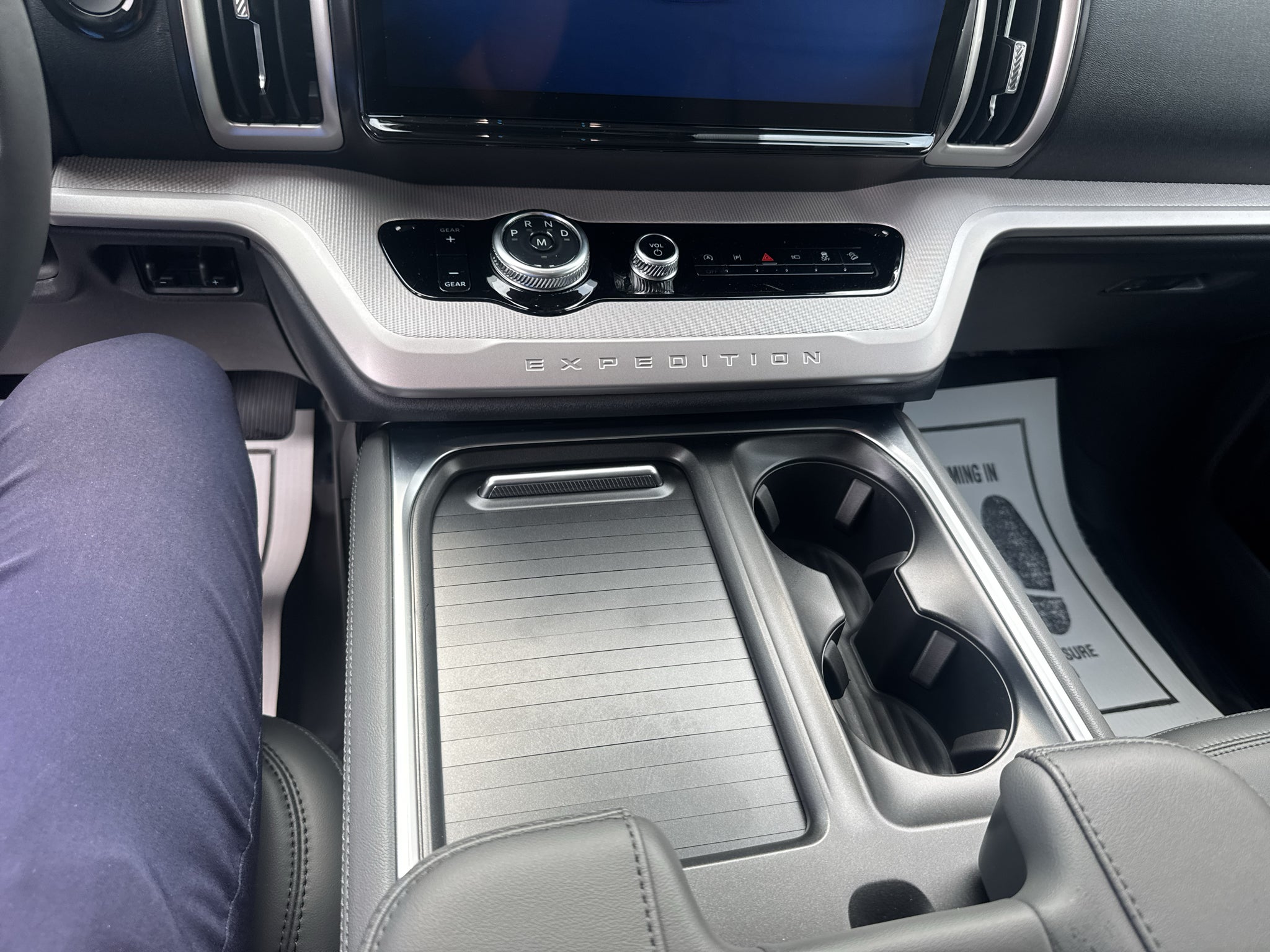 2027 Ford Expedition Active