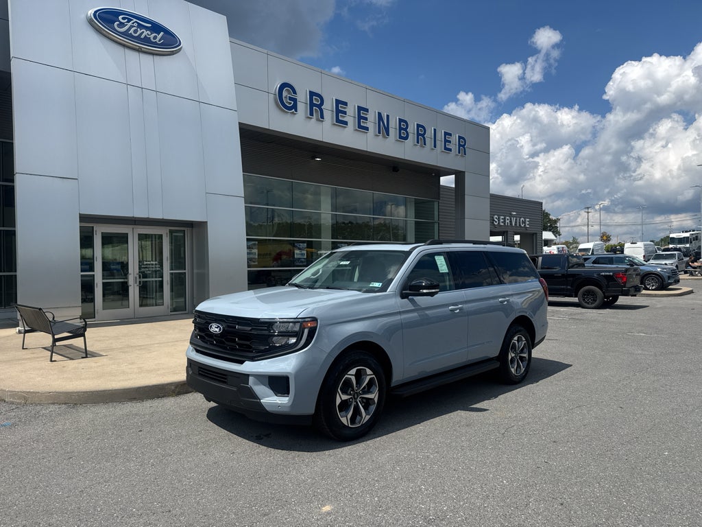 2027 Ford Expedition Active