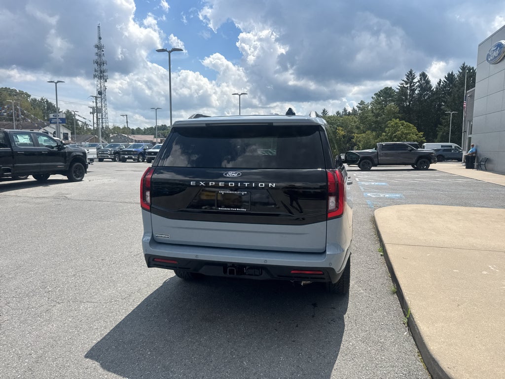 2027 Ford Expedition Active