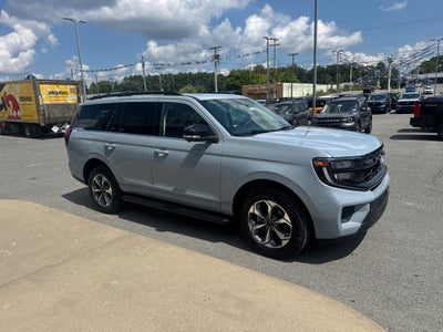 2027 Ford Expedition Active