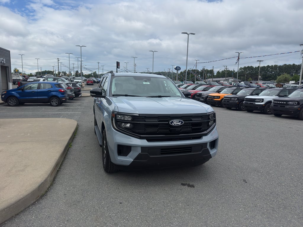 2027 Ford Expedition Active