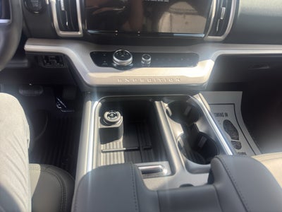 2027 Ford Expedition Active