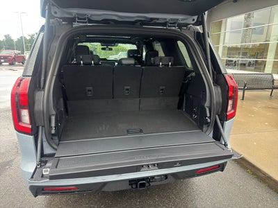 2027 Ford Expedition Tremor